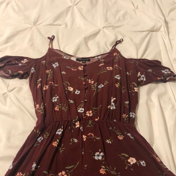 Floral romper from pacsun - Picture 3 of 5